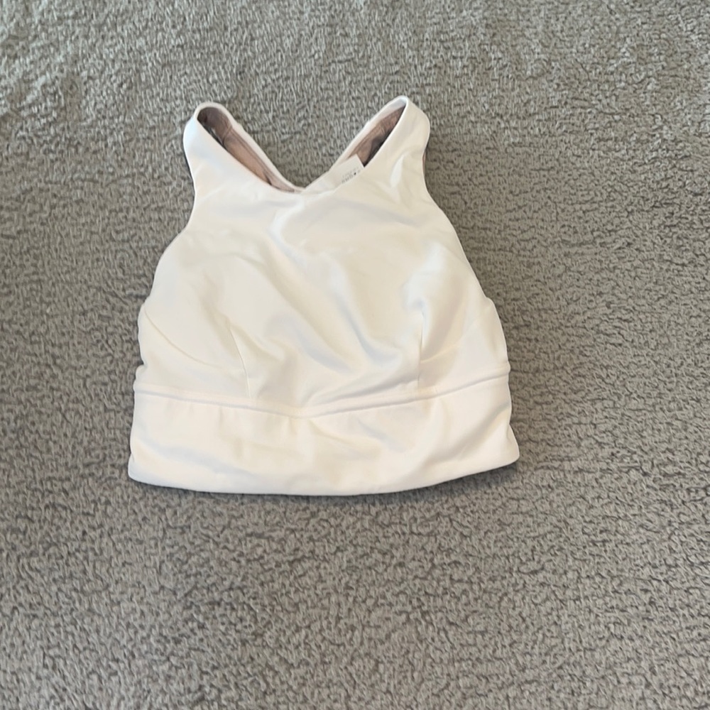 Lululemon Wunder Train Long-Line Bra *Medium Support, C/D Cups
White size 4